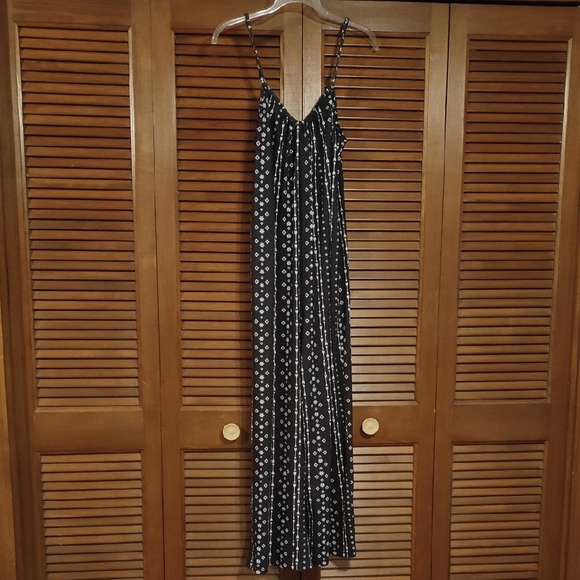 Prinbara Patterned Jumpsuit - Picture 2 of 8